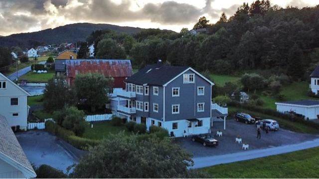 Апартаменты Ola Bua Near The Atlantic Road Lyngstad Экстерьер фото